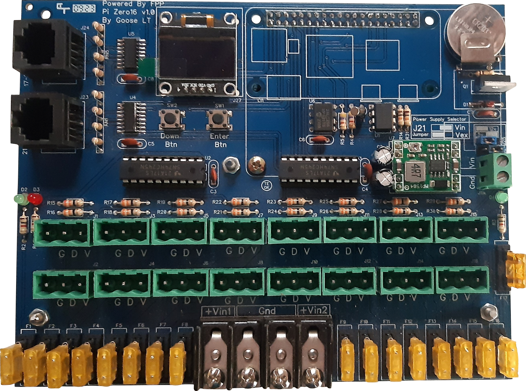 PI ZERO 16 <br> - Protocolo E1.31 e ArtNet <br> - 16 Saidas SPI 1300 Pixels<br> - 01 entrada Ethernet<br> - 02 Saidas RJ45 para placa Receiver Out <br>
                      - Fusiveis de proteção por canal<br>